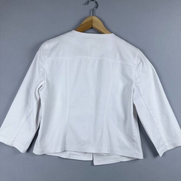 Roz & Ali Cropped Denim Suit Jacket Studded Open Front Womens M Collarless White - Picture 2 of 11